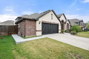 5007 Lake Park Dr, Mansfield, TX 76063 - Photo 5