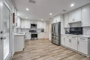 2318 Bush Cir, Carrollton, TX 75007 - Photo 11