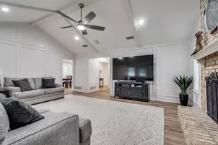 2318 Bush Cir, Carrollton, TX 75007 - Photo 9