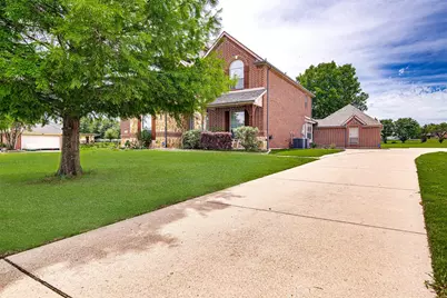 5024 Running Brook Drive, Joshua, TX 76058 - Photo 3