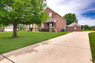 5024 Running Brook Dr, Joshua, TX 76058 - Photo 3