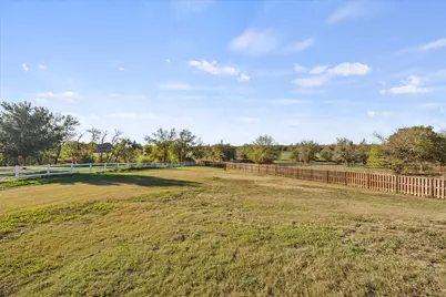 528 Hubbard Circle, Nevada, TX 75173 - Photo 11