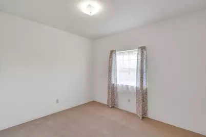 512 Bluebird Lane, Red Oak, TX 75154 - Photo 17