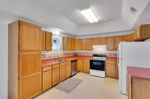 512 Bluebird Ln, Red Oak, TX 75154 - Photo 7