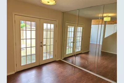 1914 Shorewood Drive, Grapevine, TX 76051 - Photo 13