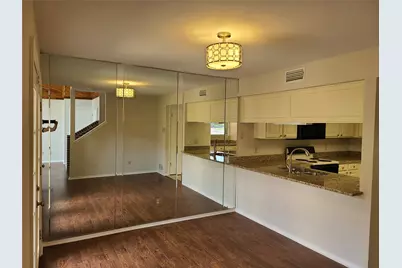 1914 Shorewood Drive, Grapevine, TX 76051 - Photo 5