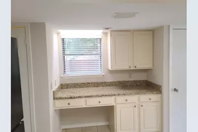 1914 Shorewood Drive, Grapevine, TX 76051 - Photo 17