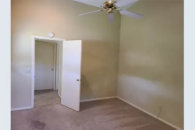 1914 Shorewood Drive, Grapevine, TX 76051 - Photo 19