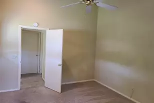 1914 Shorewood Dr, Grapevine, TX 76051 - Photo 19