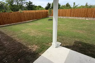 2203 Rannoch St, Sherman, TX 75092 - Photo 3