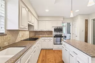 819 Lockhaven Ln, Coppell, TX 75019 - Photo 17