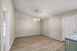 513 Beechwood Dr, Grand Prairie, TX 75052 - Photo 7