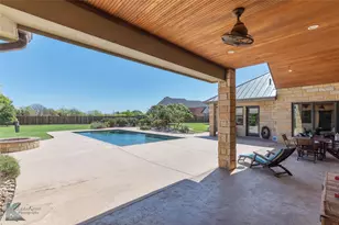 4525 La Hacienda Dr, Abilene, TX 79602 - Photo 9