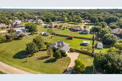 2609 Castle Road, Burleson, TX 76028 - Photo 25