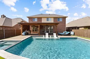 724 Marietta Ln, Aubrey, TX 76227 - Photo 3
