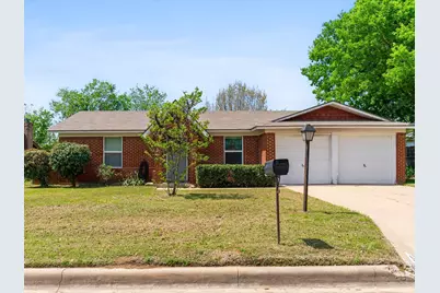 2100 SE 25th Avenue, Mineral Wells, TX 76067 - Photo 1