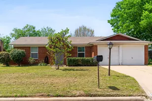 2100 SE 25th Ave, Mineral Wells, TX 76067 - Photo 1