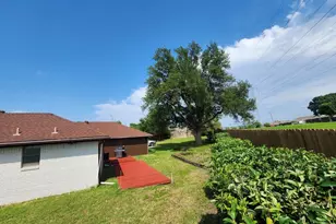 2212 Southern Ct, Carrollton, TX 75006 - Photo 39