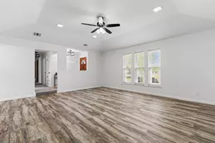 961 Shilling Dr, Elm Mott, TX 76640 - Photo 19