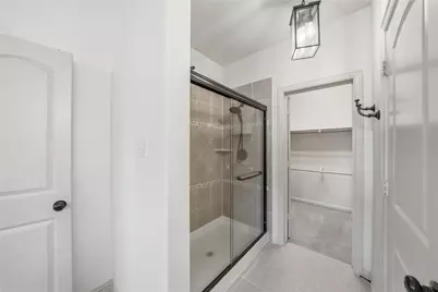 4500 Lakeside Hollow Street, Fort Worth, TX 76262 - Photo 23