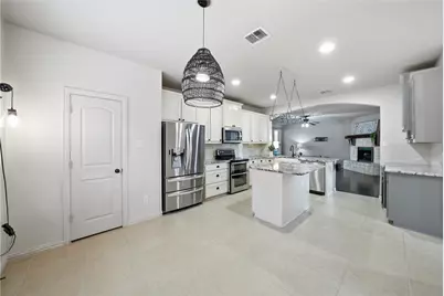 4500 Lakeside Hollow Street, Fort Worth, TX 76262 - Photo 19