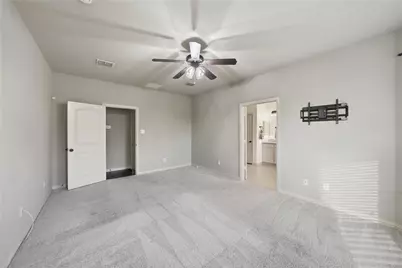 4500 Lakeside Hollow Street, Fort Worth, TX 76262 - Photo 23