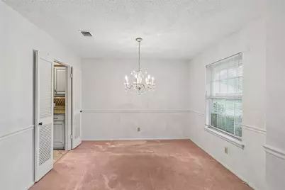 1401 Allegheny Drive, Arlington, TX 76012 - Photo 7