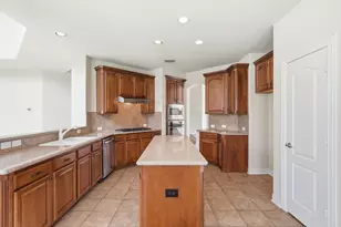 1131 Durango Cir, Shady Shores, TX 76208 - Photo 11