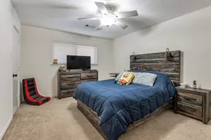 2719 N Surrey Dr, Carrollton, TX 75006 - Photo 21