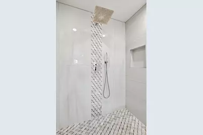 6722 Kingsbury Drive, Dallas, TX 75231 - Photo 23