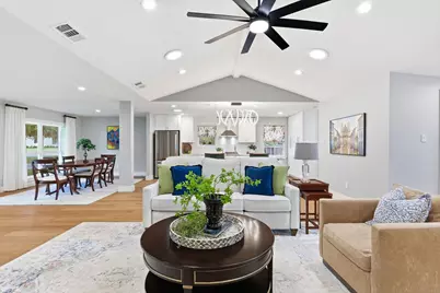 6722 Kingsbury Drive, Dallas, TX 75231 - Photo 11