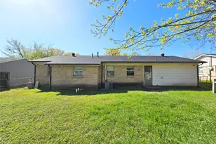 2801 Meadows Dr, Plano, TX 75074 - Photo 5