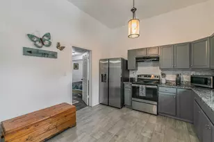 2514 Columbus Ave, Fort Worth, TX 76164 - Photo 9