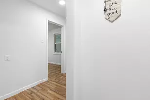 611 Cherry St, Bowie, TX 76230 - Photo 23