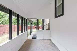 611 Cherry St, Bowie, TX 76230 - Photo 25