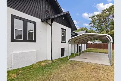 611 Cherry Street, Bowie, TX 76230 - Photo 35