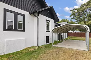 611 Cherry St, Bowie, TX 76230 - Photo 35