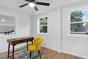 611 Cherry St, Bowie, TX 76230 - Photo 21