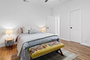 611 Cherry St, Bowie, TX 76230 - Photo 11