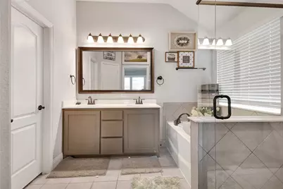 1129 Snowy Owl Drive, Alvarado, TX 76009 - Photo 17