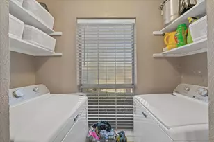 621 Carriagehouse Ln, Garland, TX 75040 - Photo 7