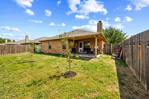 424 Brookhollow Ln, Saginaw, TX 76131 - Photo 21