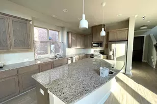 4308 Indigo Lark Ln, Arlington, TX 76005 - Photo 5