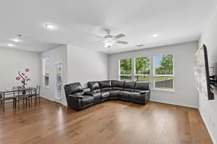 211 Copper Canyon Dr, Lewisville, TX 75067 - Photo 9