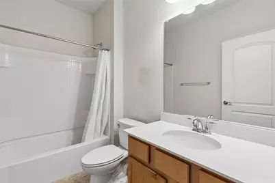 211 Copper Canyon Drive, Lewisville, TX 75067 - Photo 21