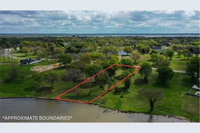 1520 Shoreline Drive, Mabank, TX 75143 - Photo 1