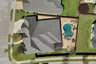 9921 Peninsula Pt, Little Elm, TX 75068 - Photo 35