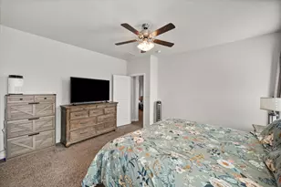 1040 Brownford Dr, Fort Worth, TX 76028 - Photo 23