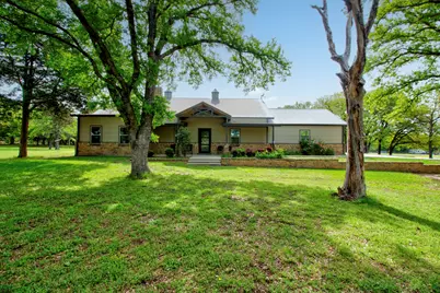 1024 Jordan Creek Road, Collinsville, TX 76233 - Photo 1