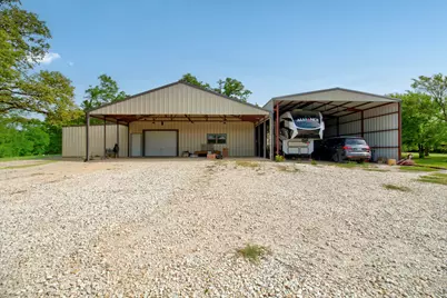 1024 Jordan Creek Road, Collinsville, TX 76233 - Photo 29